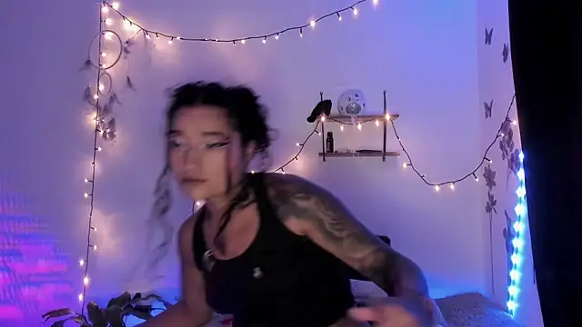 Snapshot of Eva_Lee_ chatting on 03/06/25, 07:25 Eva Lee online show from 03/06/25, 07:25