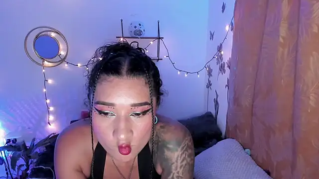 Snapshot of Eva_Lee_ chatting on 03/18/25, 07:52 Eva Lee online show from 03/18/25, 07:52