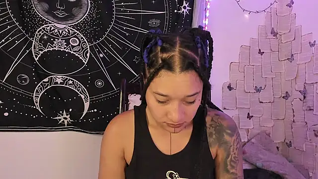 Snapshot of Eva_Lee_ chatting on 09/11/25, 06:24 Eva Lee online show from 09/11/25, 06:24