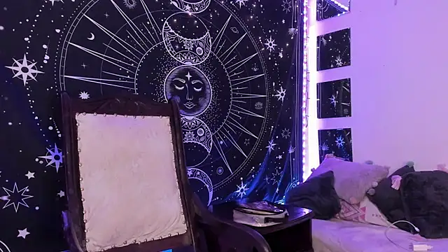 Snapshot of Eva_Lee_ chatting on 09/17/25, 06:48 Eva Lee online show from 09/17/25, 06:48