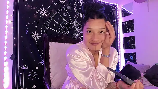 Snapshot of Eva_Lee_ chatting on 09/18/25, 06:15 Eva Lee online show from 09/18/25, 06:15