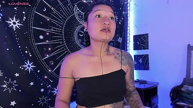 Snapshot of Eva_Lee_ chatting on 10/11/25, 07:40 Eva Lee online show from 10/11/25, 07:40