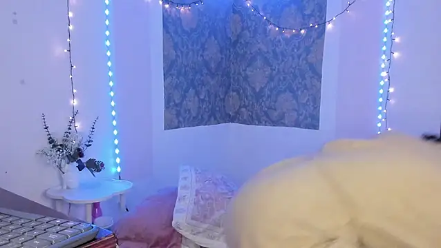 Eva Lee  online show from 03/27/26, 11:10