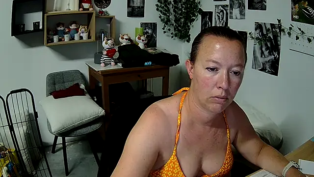 Snapshot of AnyaKrey@xh chatting on 05/27/26, 11:40 AnyaKreyxh online show from 05/27/26, 11:40