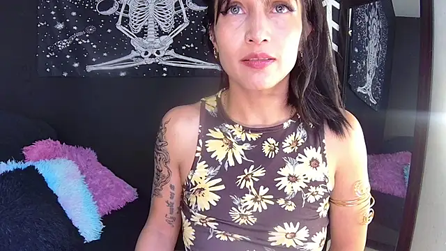 EvangelineCors online show from 02/27/25, 06:42