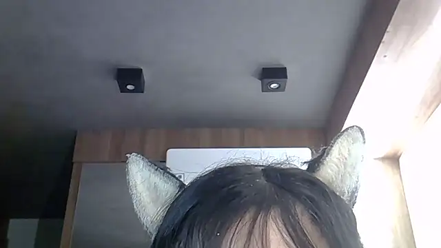 Skinny-Kitten online show from 04/04/26, 03:38