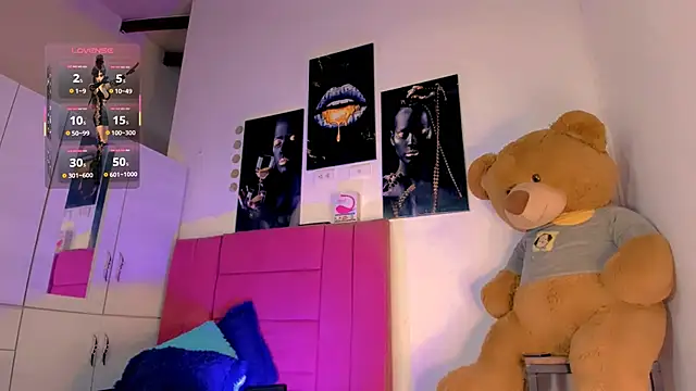 Snapshot of alexia_corleoni chatting on 03/04/25, 04:38 alexia corleoni online show from 03/04/25, 04:38