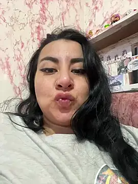 Abril Luv online show from 03/15/25, 01:40