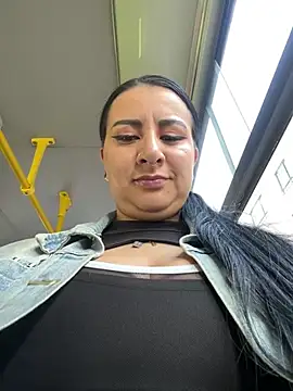 Abril Luv online show from 03/20/25, 12:11