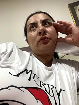 Abril Luv online show from 10/10/25, 02:10