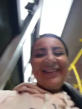 Abril Luv online show from 02/11/26, 01:21