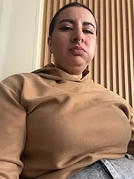 Abril Luv online show from 03/26/26, 01:28