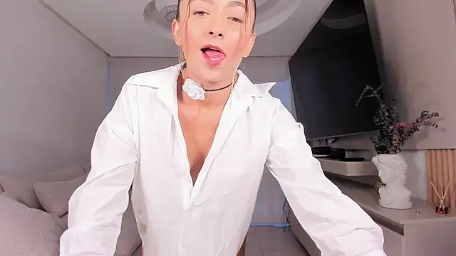 wandathompson  online show from 01/13/25, 11:19