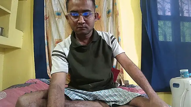 Snapshot of Cute_boy2000 chatting on 01/25/25, 06:55 Cute boy2000 online show from 01/25/25, 06:55