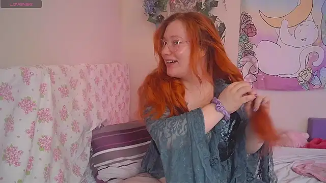 Snapshot of FluffyRainbowKity chatting on 12/15/25, 11:14 FluffyRainbowKity online show from 12/15/25, 11:14