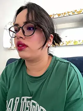 Snapshot of andra_rose chatting on 01/12/25, 03:36 andra rose online show from 01/12/25, 03:36