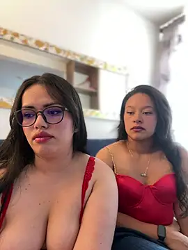 Snapshot of andra_rose chatting on 02/02/25, 07:14 andra rose online show from 02/02/25, 07:14