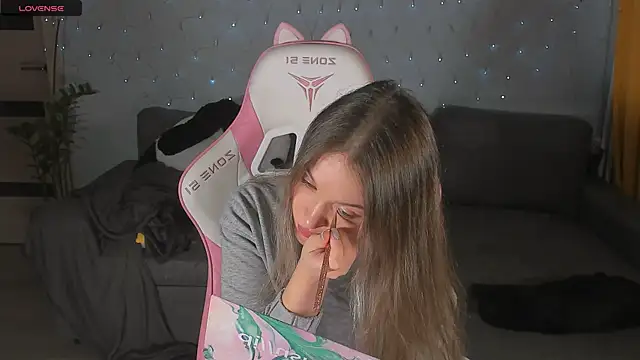 Snapshot of Amelia_Lein chatting on 12/28/24, 12:04 Amelia Lein online show from 12/28/24, 12:04