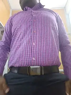 adicma123 online show from 10/29/25, 07:54