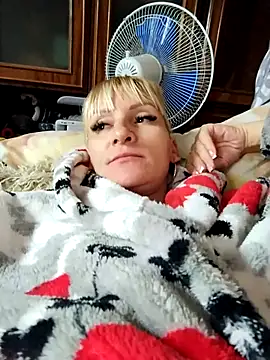 ulika1989 online show from 10/12/25, 11:42