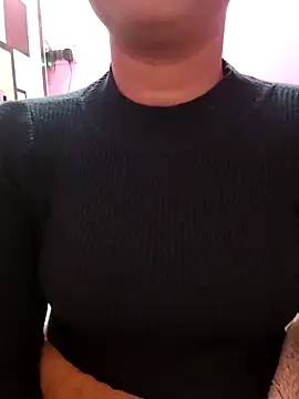 Snapshot of ANGE-MOU chatting on 01/30/25, 11:55 ANGE-MOU online show from 01/30/25, 11:55