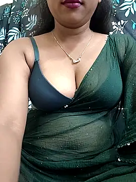 ANGE-MOU online show from 04/19/26, 03:17