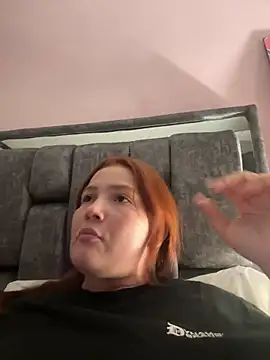 EmilyBarragan online show from 02/12/25, 01:52