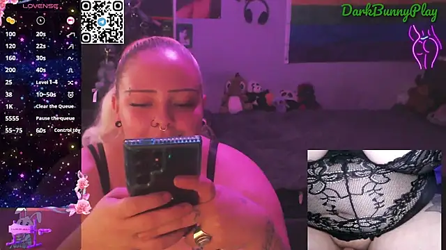 DarkBunnyPlay online show from 12/18/25, 08:53