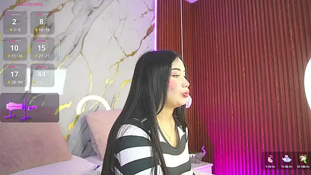 Snapshot of haylie_ chatting on 03/03/25, 03:19 haylie online show from 03/03/25, 03:19