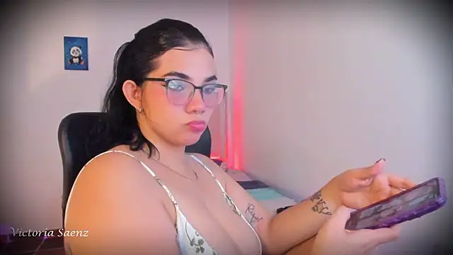 victoriaasaenz  online show from 01/17/26, 12:59