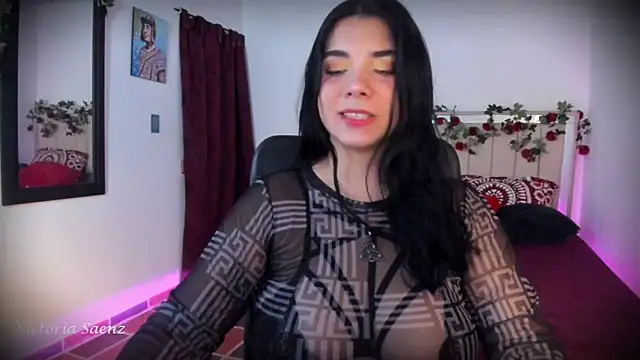 victoriaasaenz  online show from 02/18/26, 12:39