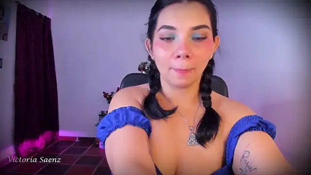 victoriaasaenz  online show from 04/02/26, 12:52