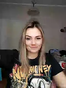 Snapshot of KrissSexi chatting on 02/12/25, 02:43 KrissSexi online show from 02/12/25, 02:43
