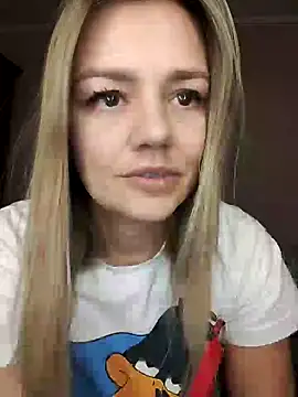 Snapshot of KrissSexi chatting on 02/18/25, 02:59 KrissSexi online show from 02/18/25, 02:59