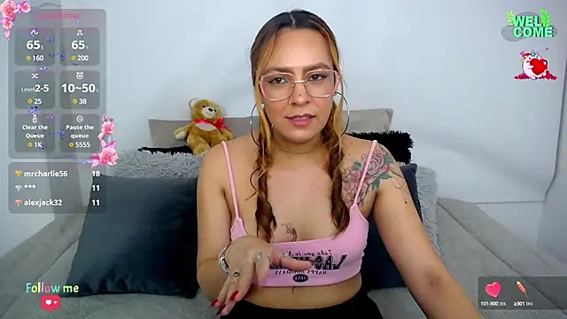 Snapshot of Bianca____ chatting on 02/23/25, 04:28 Bianca online show from 02/23/25, 04:28