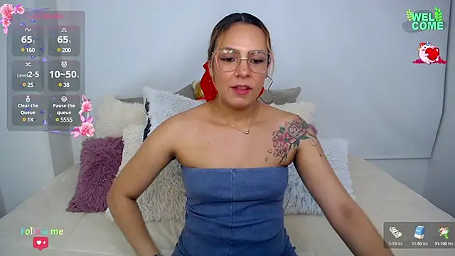 Snapshot of Bianca____ chatting on 03/23/25, 01:53 Bianca online show from 03/23/25, 01:53