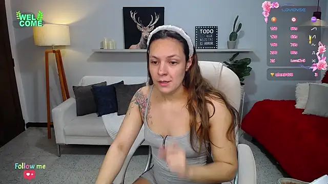 Snapshot of Bianca____ chatting on 10/12/25, 11:15 Bianca online show from 10/12/25, 11:15