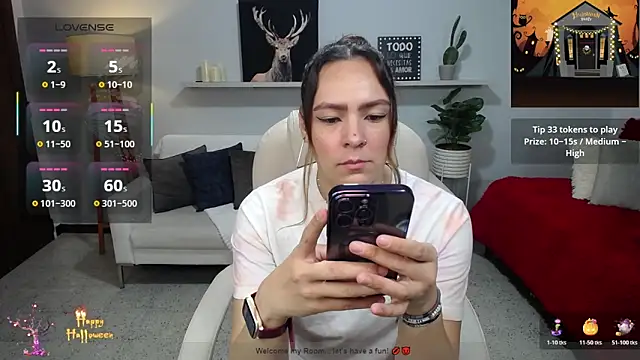 Snapshot of Bianca____ chatting on 10/19/25, 11:27 Bianca online show from 10/19/25, 11:27