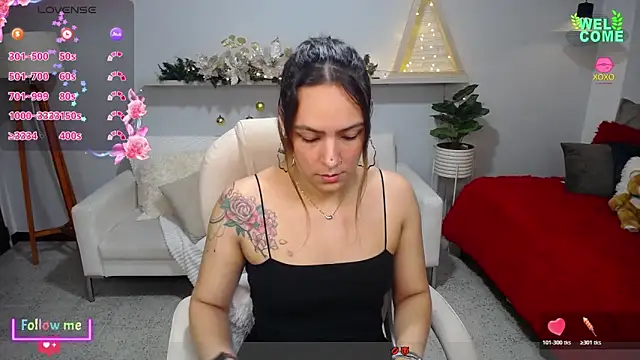 Snapshot of Bianca____ chatting on 11/30/25, 11:42 Bianca online show from 11/30/25, 11:42