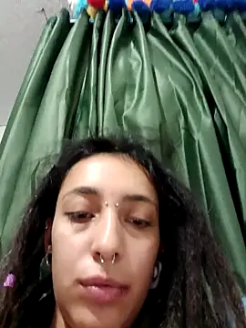 Snapshot of ORIANNA_BODMOD chatting on 01/26/25, 05:44 ORIANNA BODMOD online show from 01/26/25, 05:44