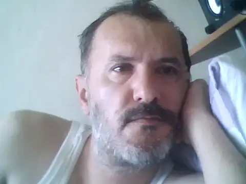 Snapshot of bestofyalcinturkey chatting on 09/28/25, 11:59 bestofyalcinturkey online show from 09/28/25, 11:59