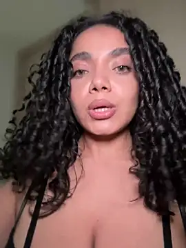 Mariecurl online show from 02/11/26, 03:44