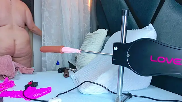 NathaxaLeans online show from 10/11/25, 11:42