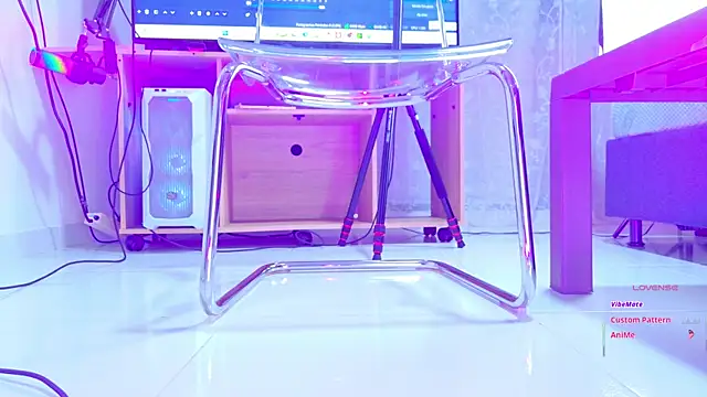 Snapshot of NathaxaLeans chatting on 01/13/26, 11:37 NathaxaLeans online show from 01/13/26, 11:37