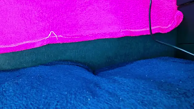 Snapshot of NathaxaLeans chatting on 02/19/26, 12:01 NathaxaLeans online show from 02/19/26, 12:01