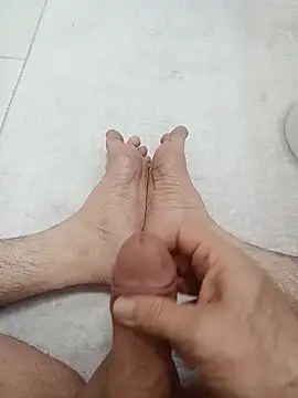 Hardapple01 online show from 03/23/25, 12:04