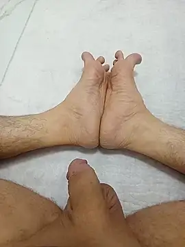 Hardapple01 online show from 10/01/25, 09:10