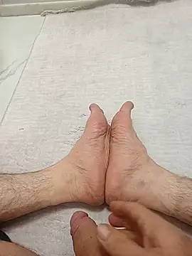 Hardapple01 online show from 03/16/26, 03:49