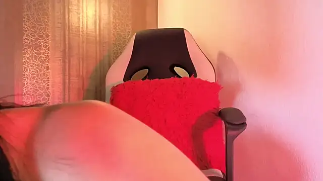 MishaKinki online show from 12/16/25, 07:19