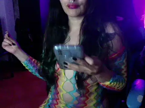 Snapshot of AngelaQueen_ chatting on 02/08/25, 11:34 AngelaQueen online show from 02/08/25, 11:34